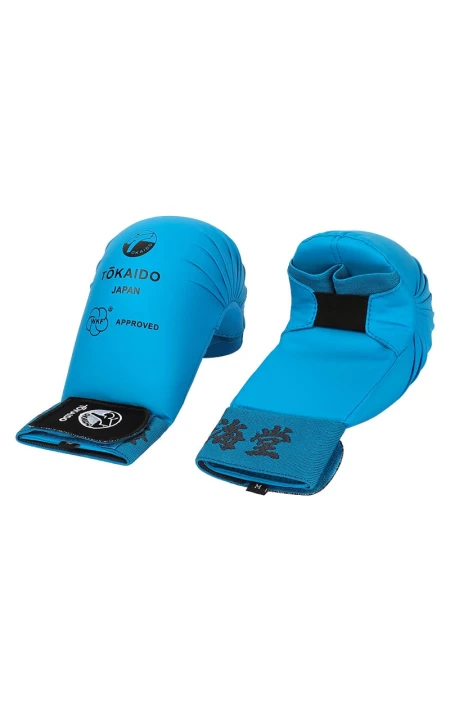karate-handschuhe-faustsschutz-tokaido-kanji-gloves-wkf-blau-01.jpg