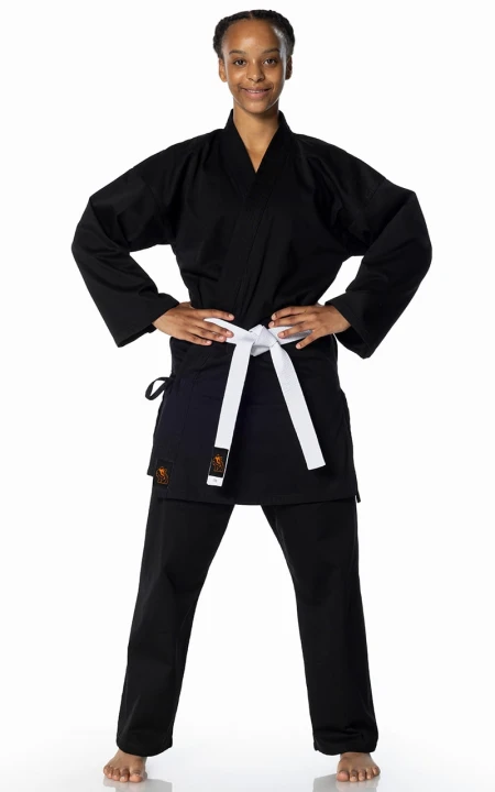 kinder-anfaenger-karate-anzug-dax-beginner-mit-weissem-guertel-schwarz-01.jpg